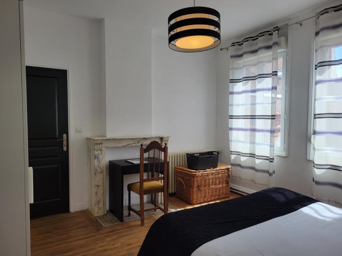 Apt 6 Du Temple 2 Chambres & Parking Καμπραί Εξωτερικό φωτογραφία