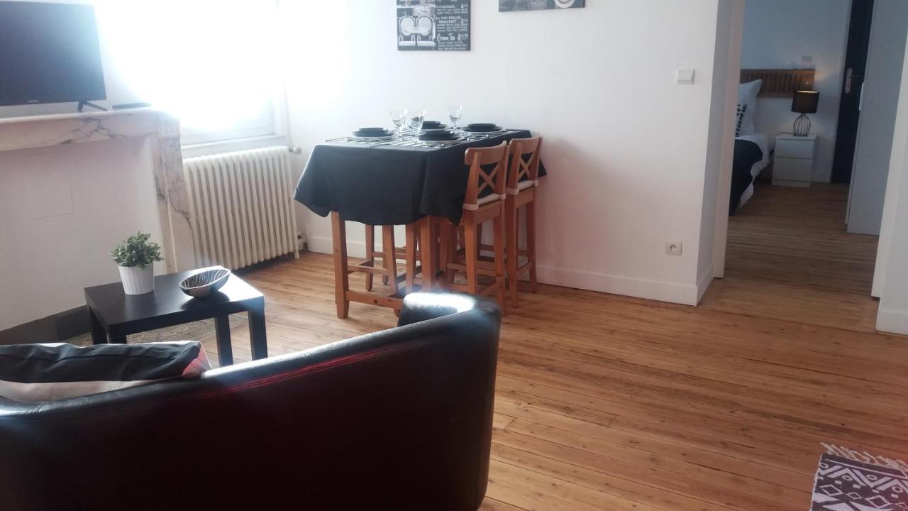 Apt 6 Du Temple 2 Chambres & Parking Καμπραί Εξωτερικό φωτογραφία